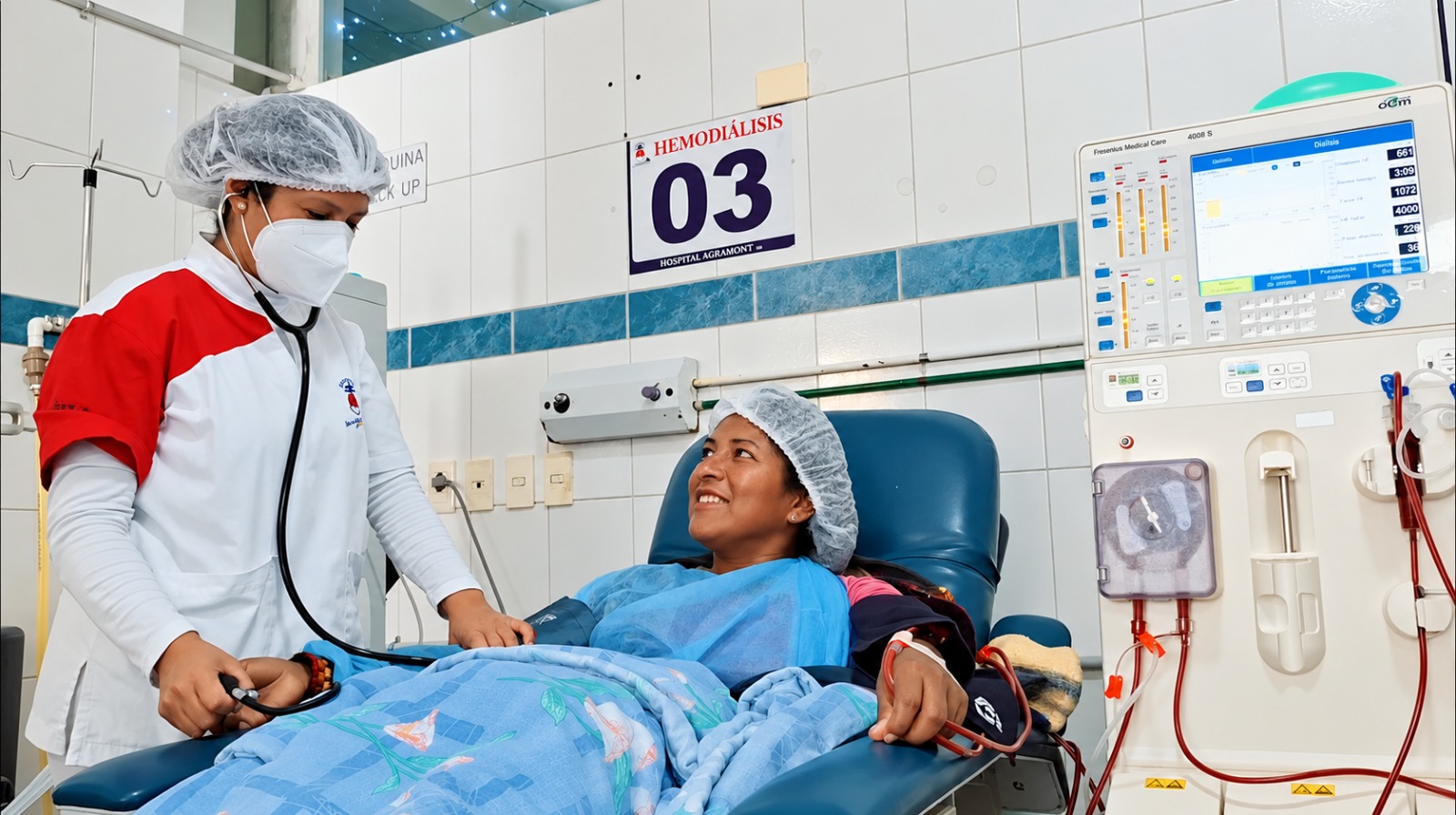Doctor and pacient at hospital